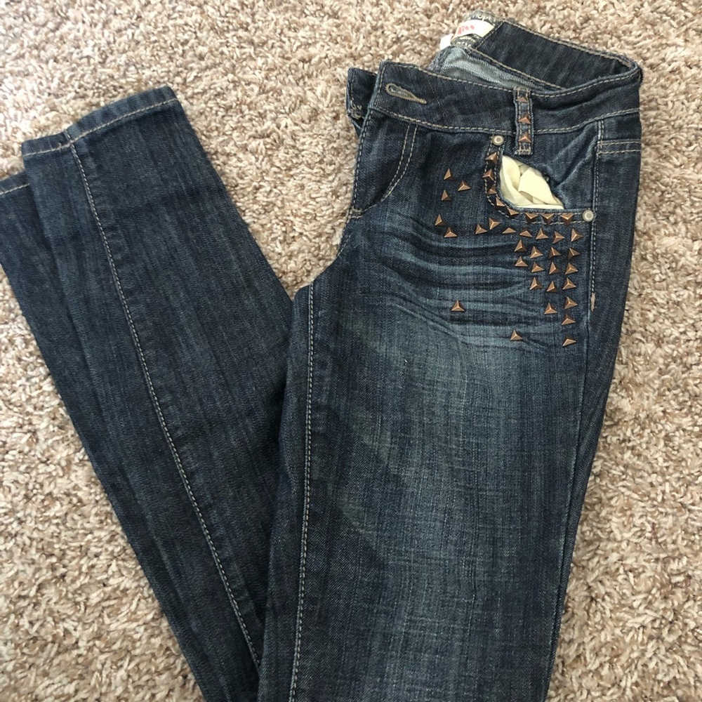 Skinny jeans